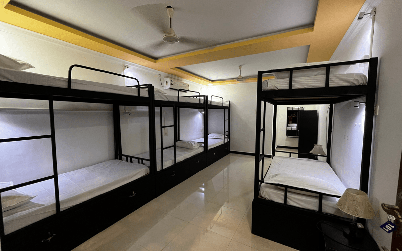 8-Bed Mixed AC Dorm