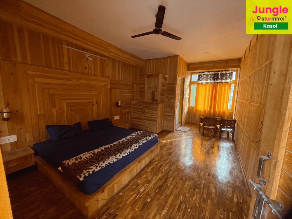 best hostel in Kasol