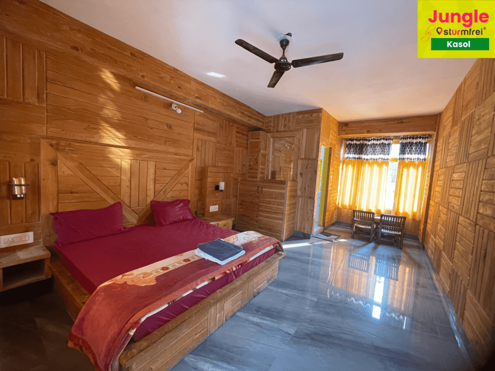 best hostel in Kasol