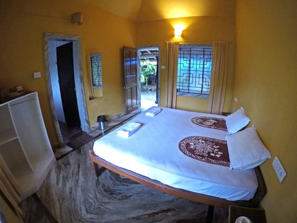 best hostel in Vagator